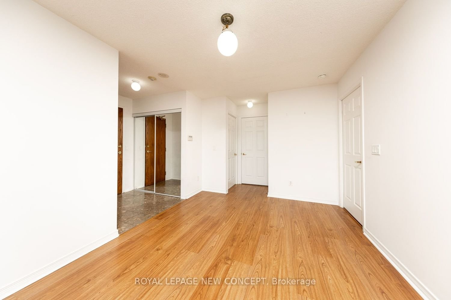 4889 Kimbermount Ave, unit 1103 for sale - image #6