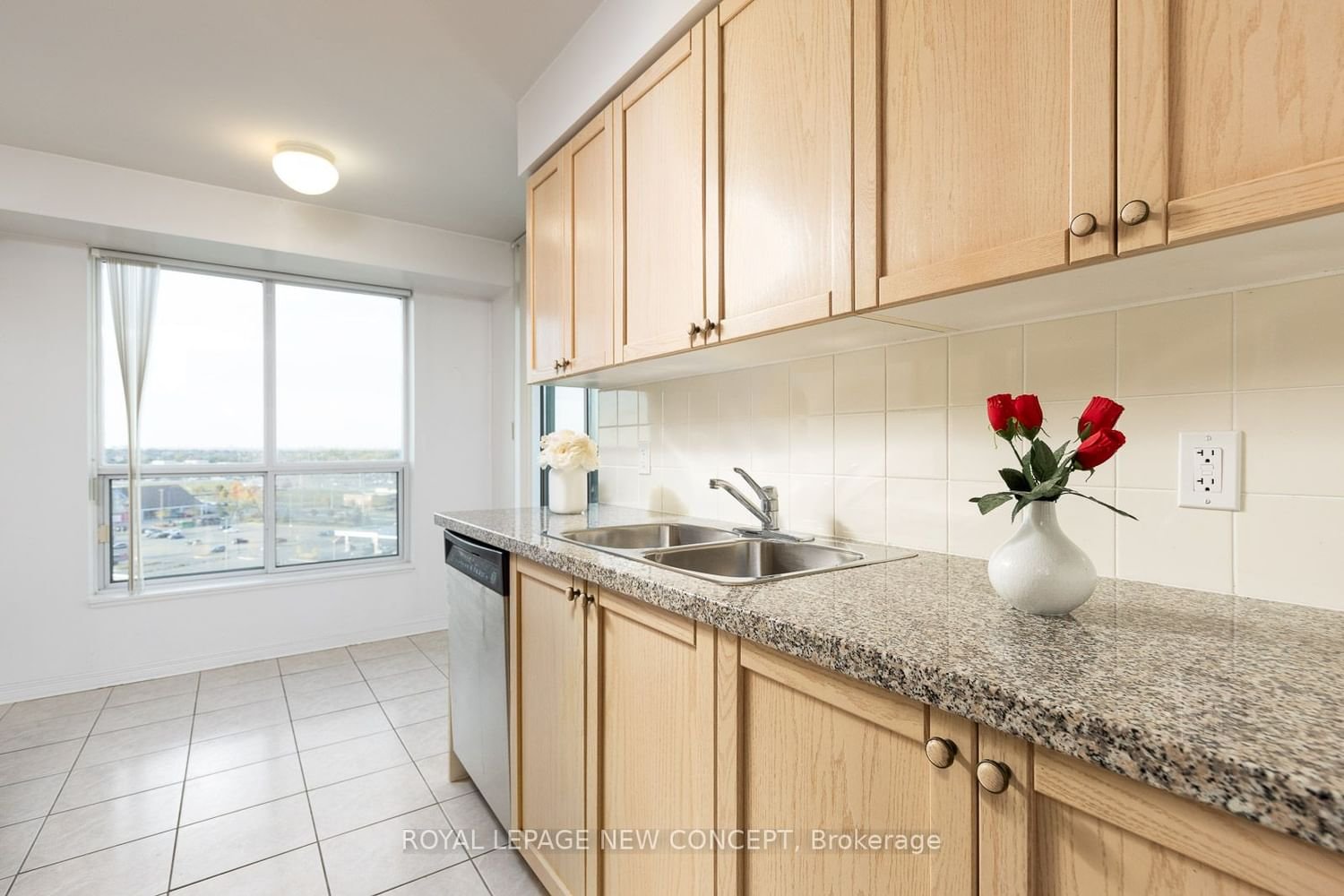 4889 Kimbermount Ave, unit 1103 for sale - image #9