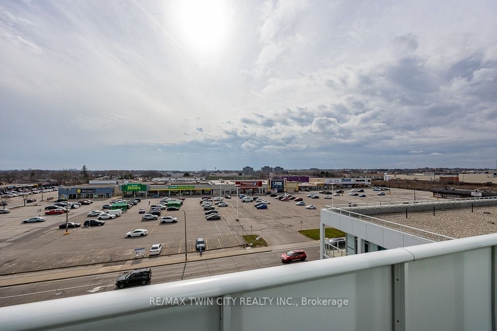 65 Speers Rd, unit 513 for sale - image #15
