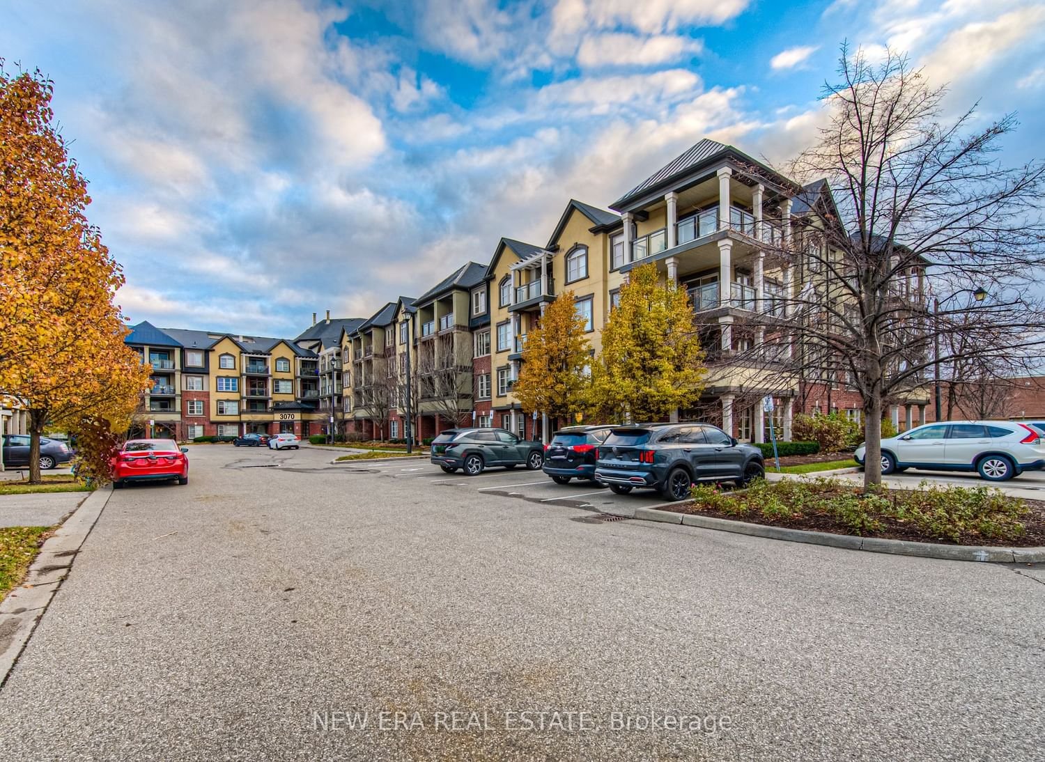 3070 Rotary Way, unit 405 for sale - image #4