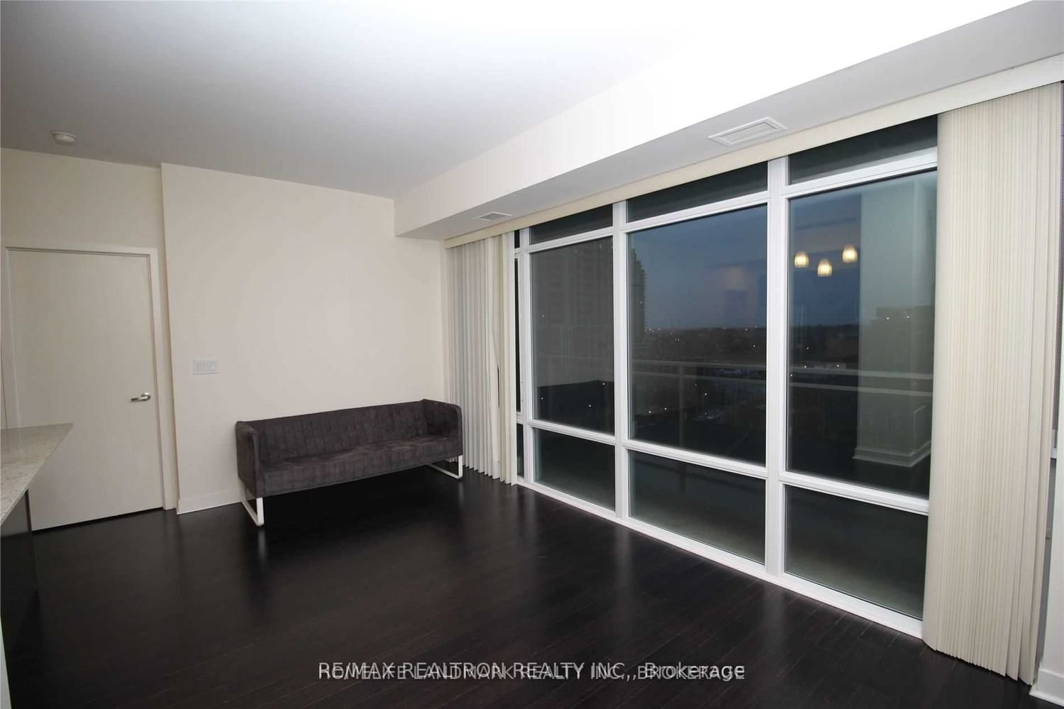 365 Prince Of Wales Dr, unit 708 for sale - image #6