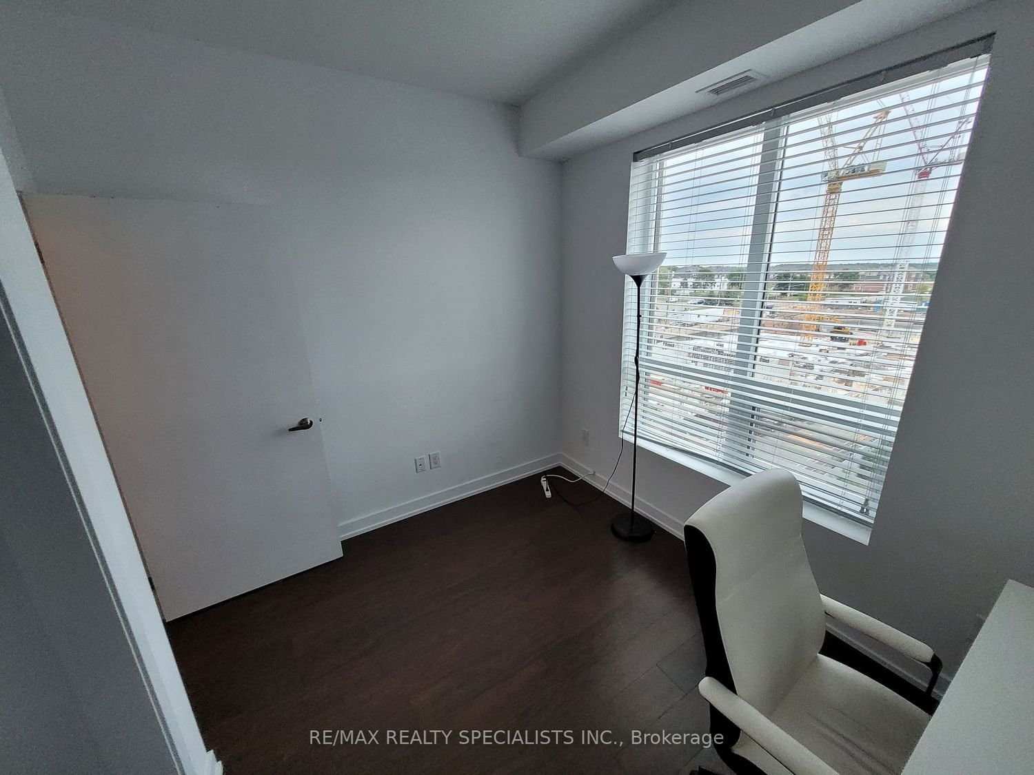 2490 Old Bronte Rd, unit 506 for rent - image #12
