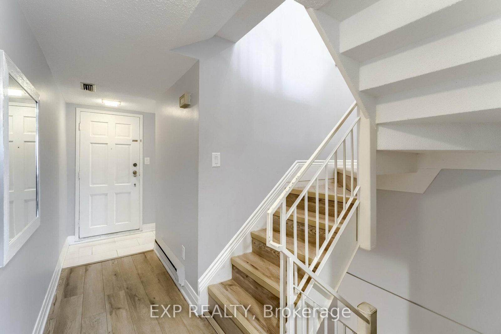 1250 Mississauga Valley Blvd N 1250 Mississauga Valley Boulevard