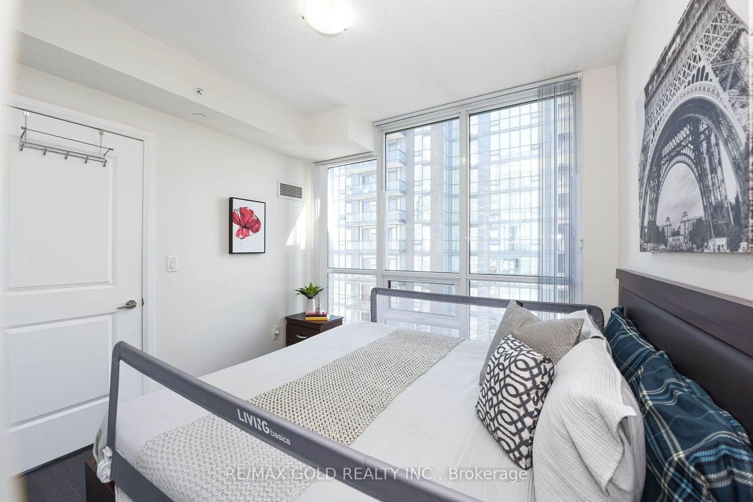5033 Four Spring Ave, unit 1919 for sale - image #22