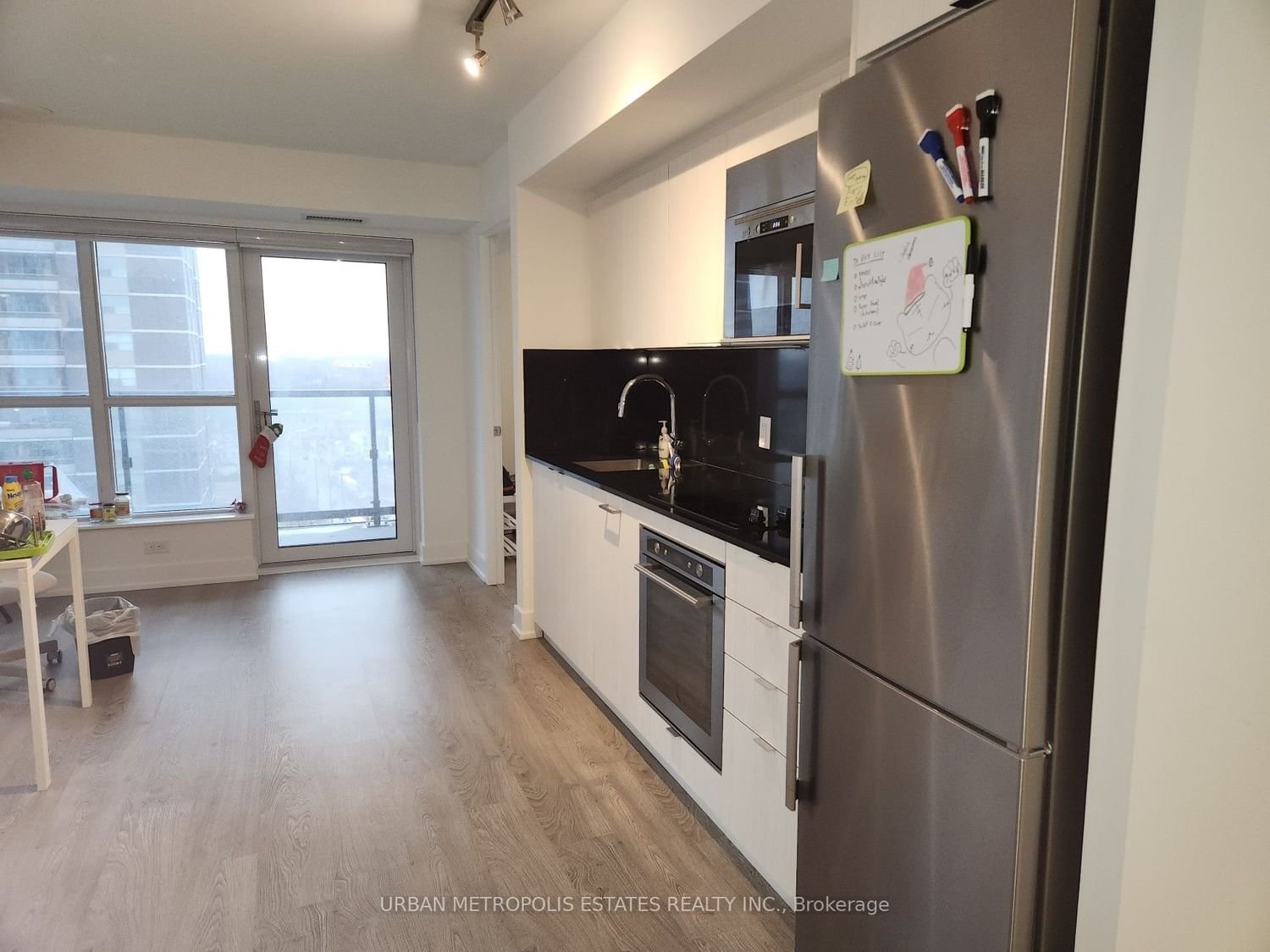 5 Mabelle Ave, unit 1433 for sale - image #4