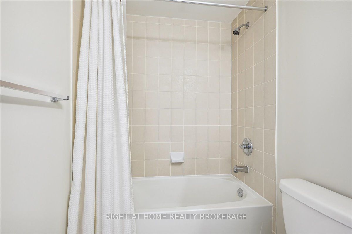 570 Lolita Gardens, unit 241 for sale - image #22