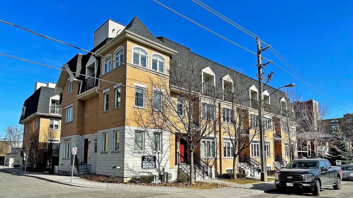 370 Hopewell Ave, unit 116 for sale - image #2
