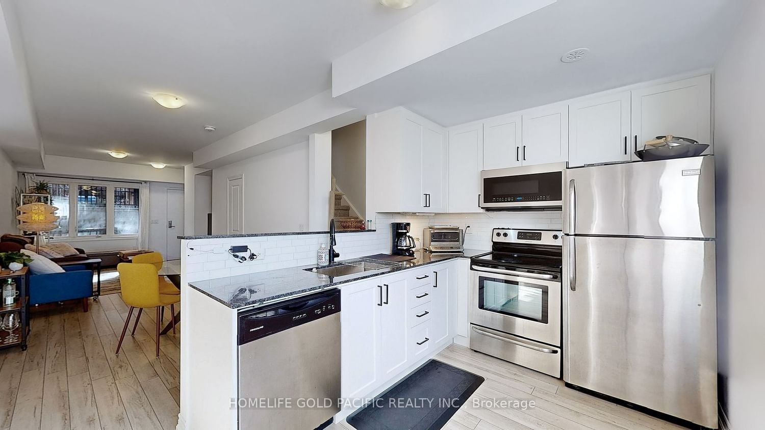 370 Hopewell Ave, unit 116 for sale - image #21