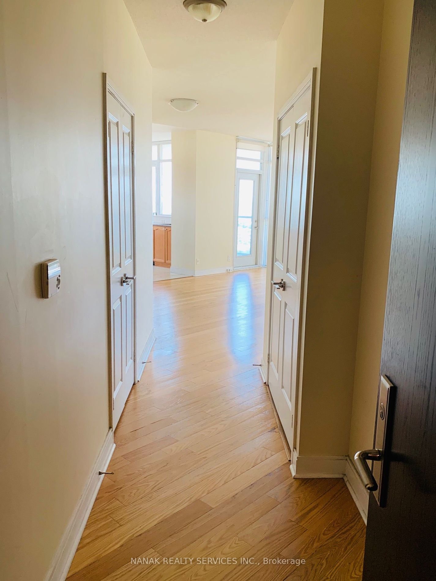 80 Absolute Ave, unit 2409 for rent - image #2