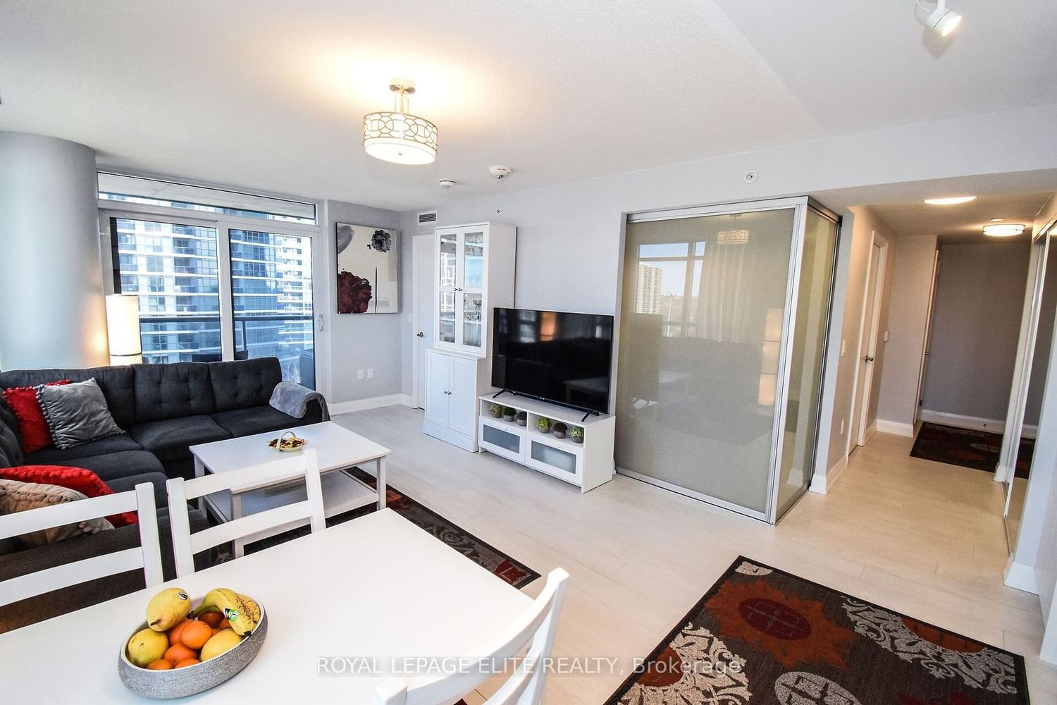 30 Gibbs Rd, unit 1002 for sale - image #10