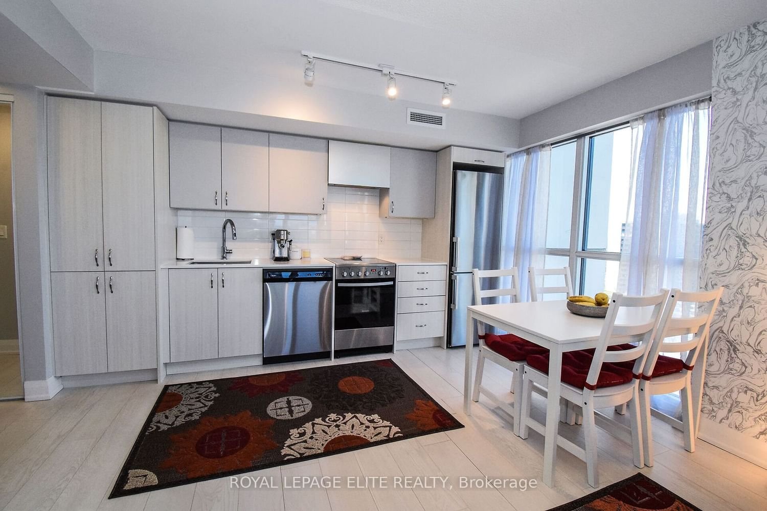 30 Gibbs Rd, unit 1002 for sale - image #13
