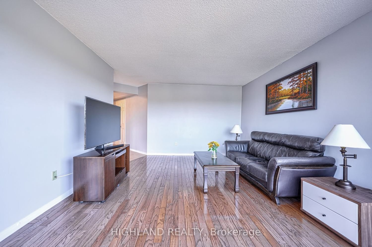 1700 The Collegeway, unit 705 for sale - image #11