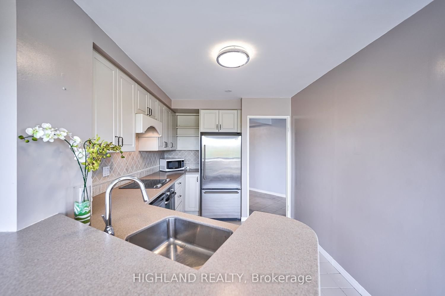 1700 The Collegeway, unit 705 for sale - image #16