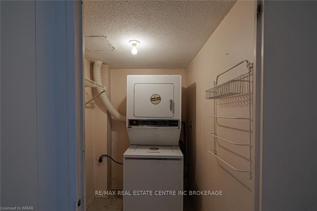 362 The East Mall St, unit 304 for sale - image #28