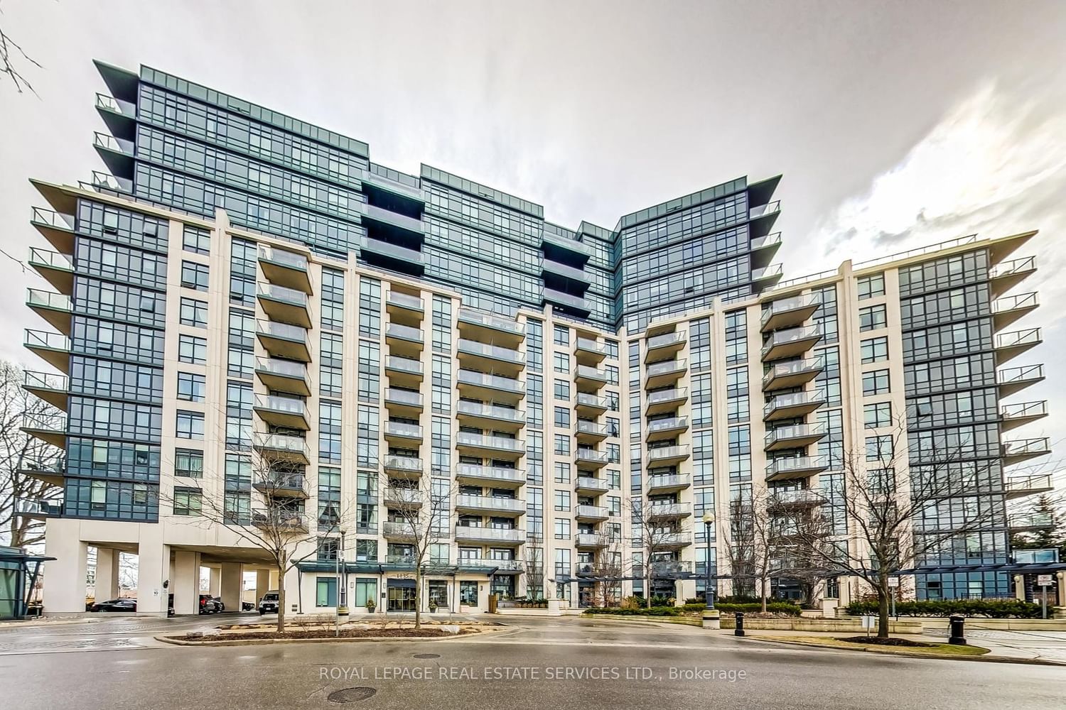 1135 Royal York Rd | The James Club Condos | 2 Beds + 1 | 2 Baths ...