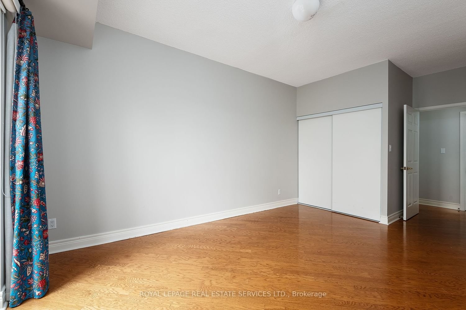 30 Anglesey Blvd, unit 402 for sale - image #28