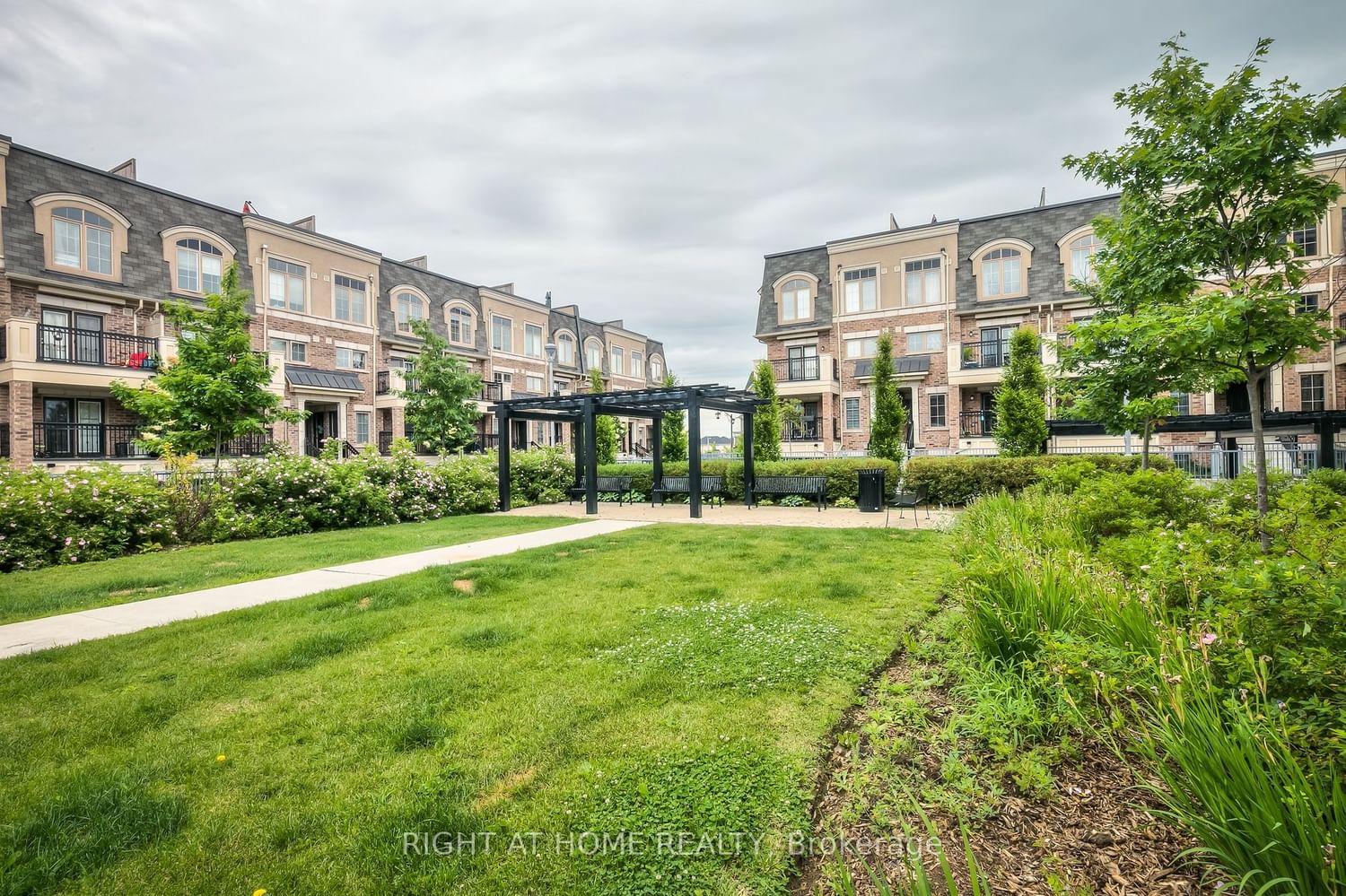 2441 Greenwich Dr, unit 47 for sale - image #8