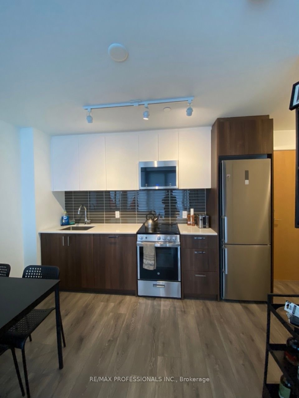 1787 St Clair Ave W, unit 918 for rent - image #16