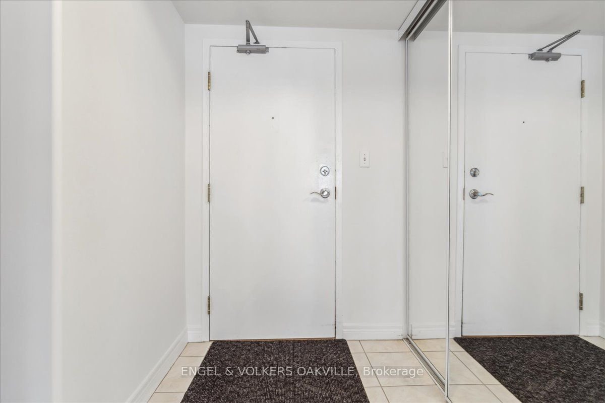 1272 Ontario St, unit 203 for sale - image #6