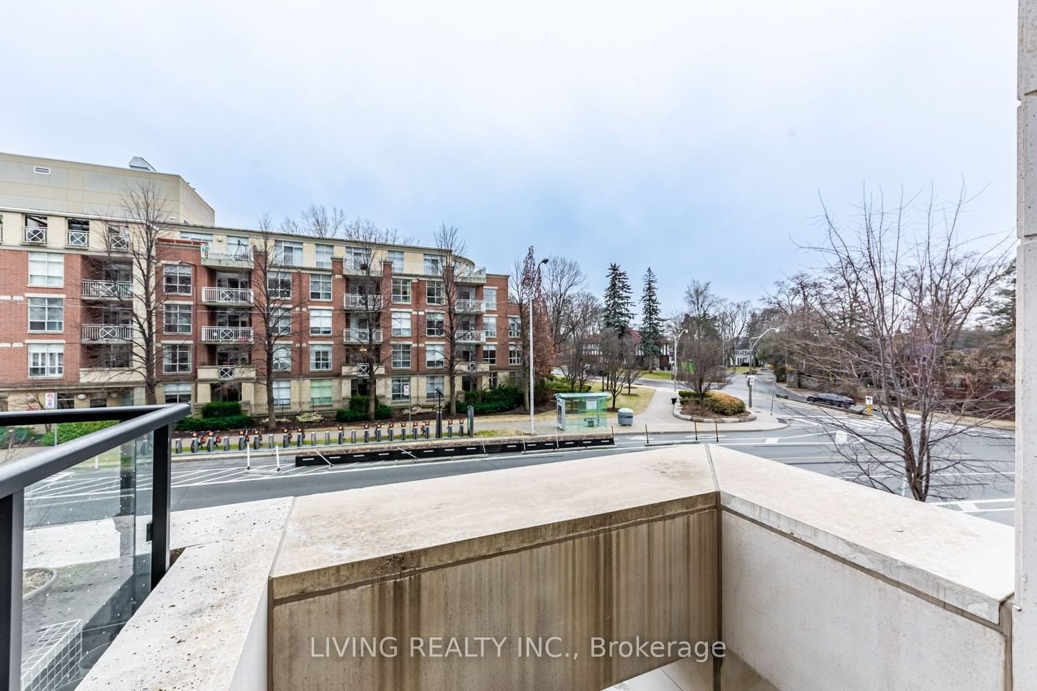 2 Old Mill Dr, unit 215 for sale - image #13