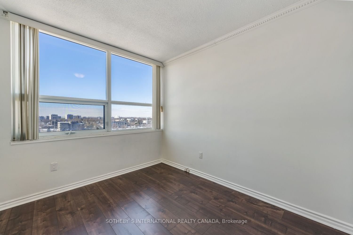 362 The East Mall, unit 1111 for sale - image #21
