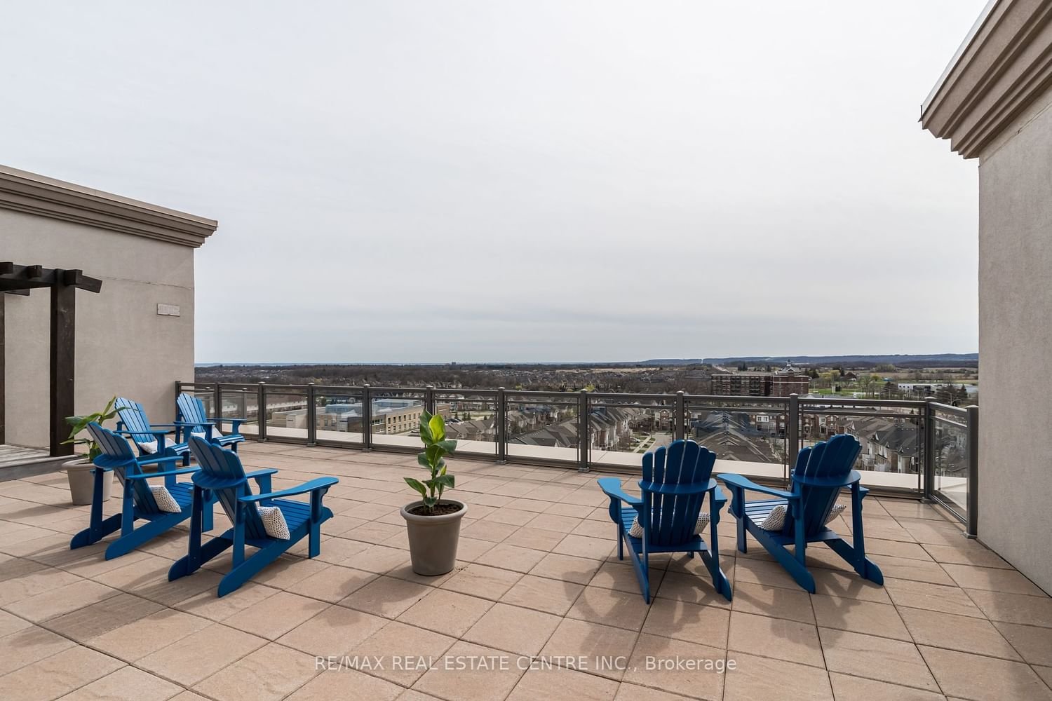 2490 Old Bronte Rd, unit 313 for sale - image #32