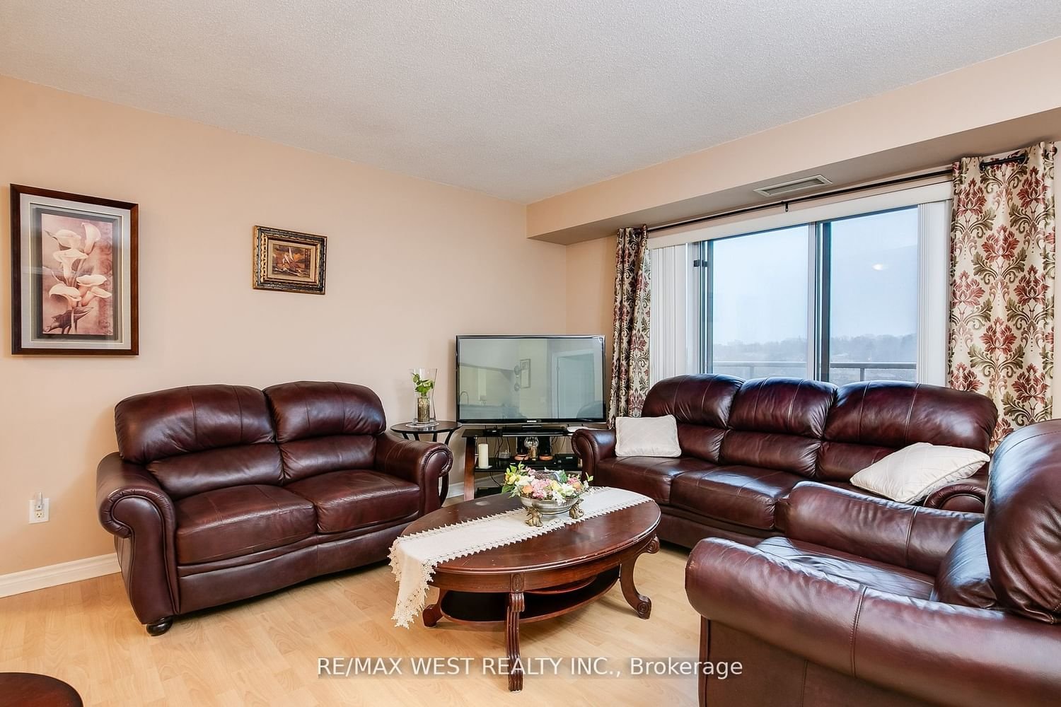 2088 Lawrence Ave, unit 806 for sale - image #12