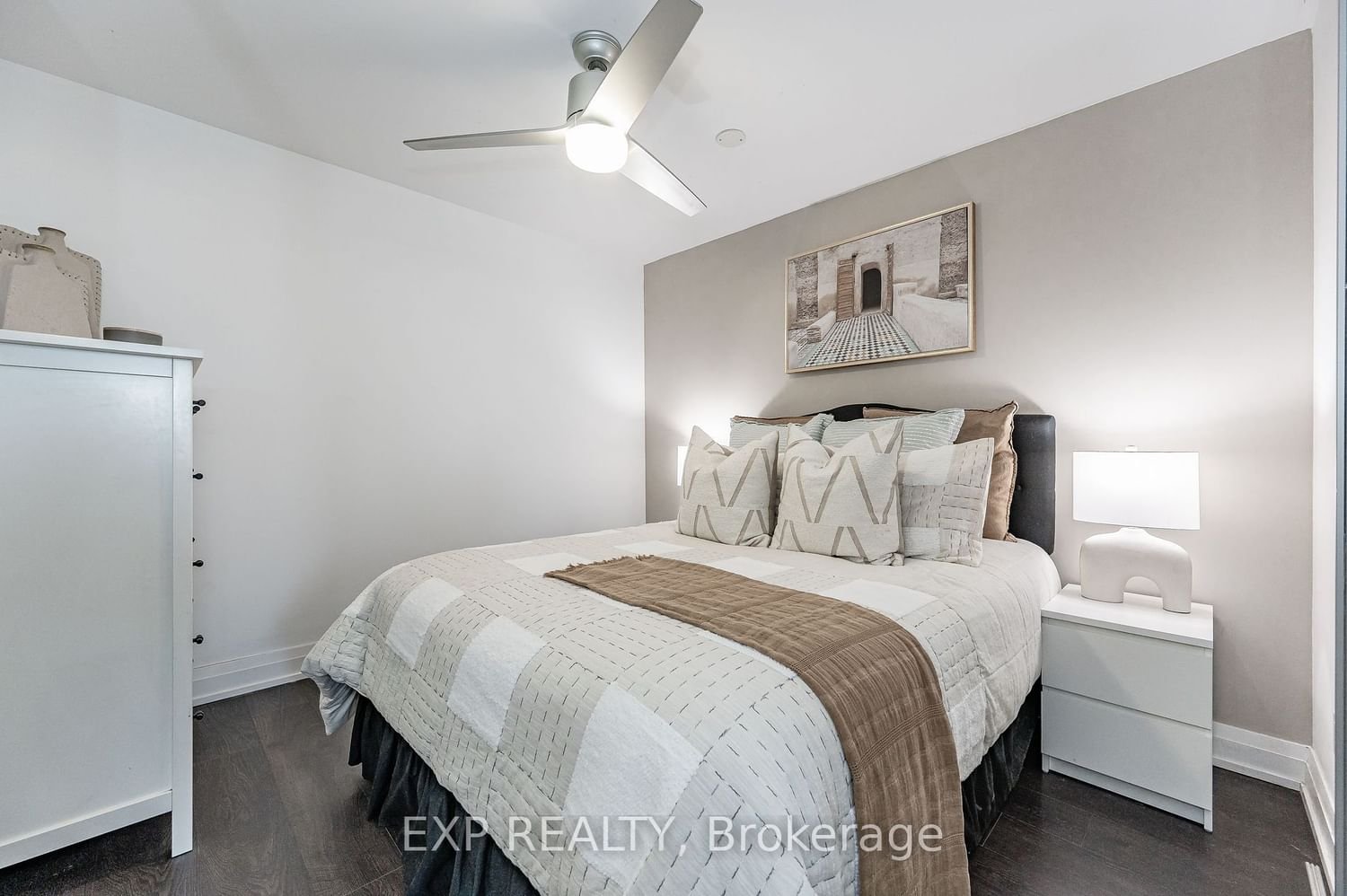 65 Speers Rd, unit 227 for rent - image #14