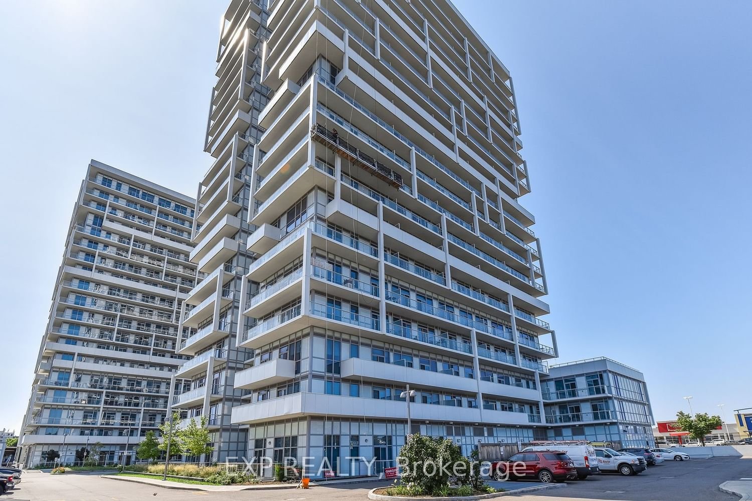 65 Speers Rd, unit 227 for rent - image #2