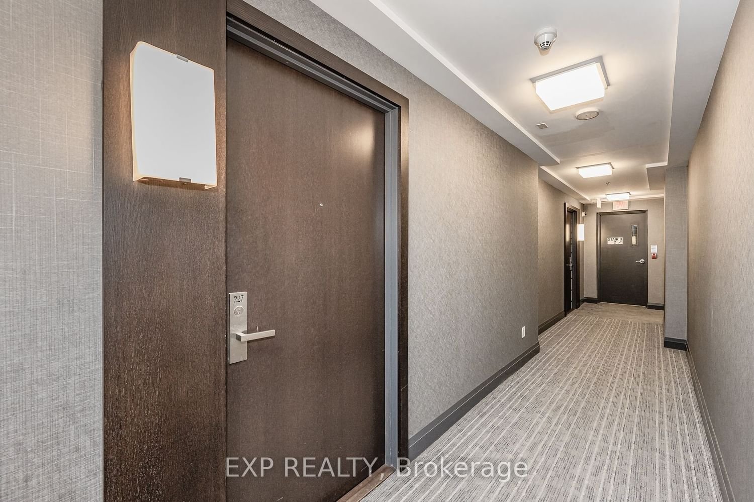 65 Speers Rd, unit 227 for rent - image #4