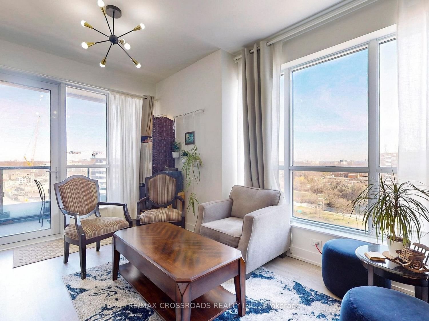5 Mabelle Ave, unit 1035 for sale - image #5