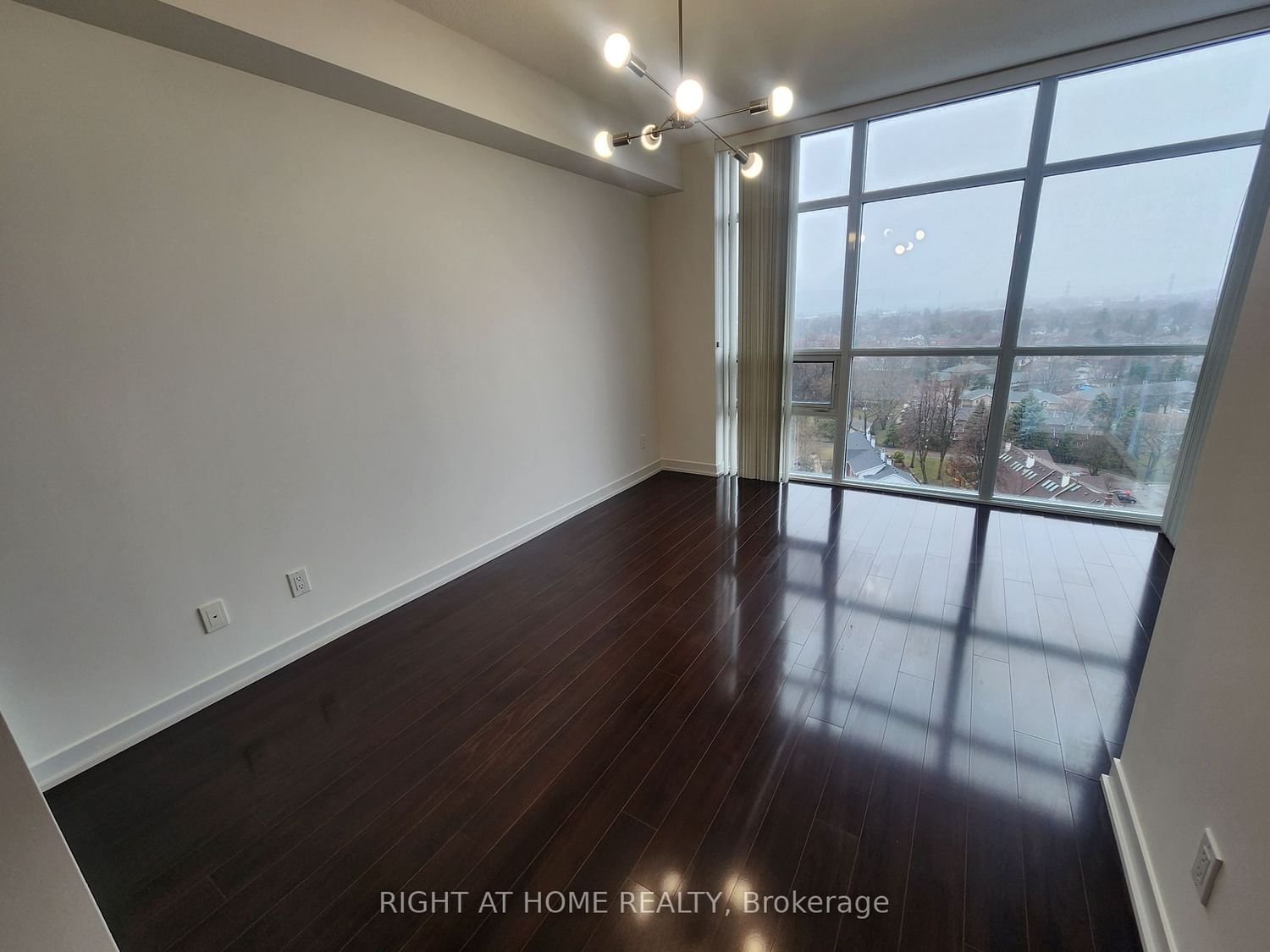 551 Maple Ave, unit 1205 for rent - image #13