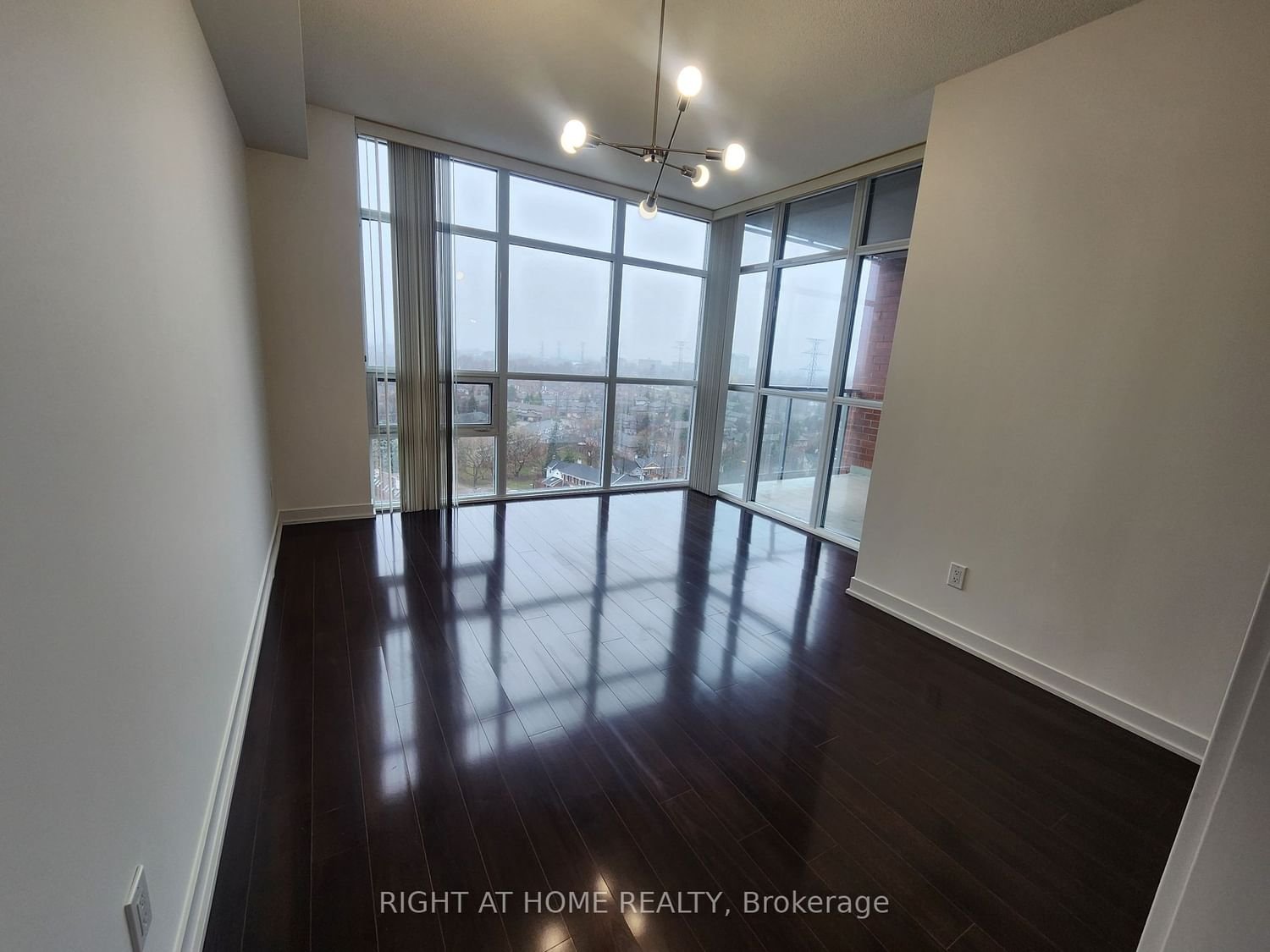551 Maple Ave, unit 1205 for rent - image #14