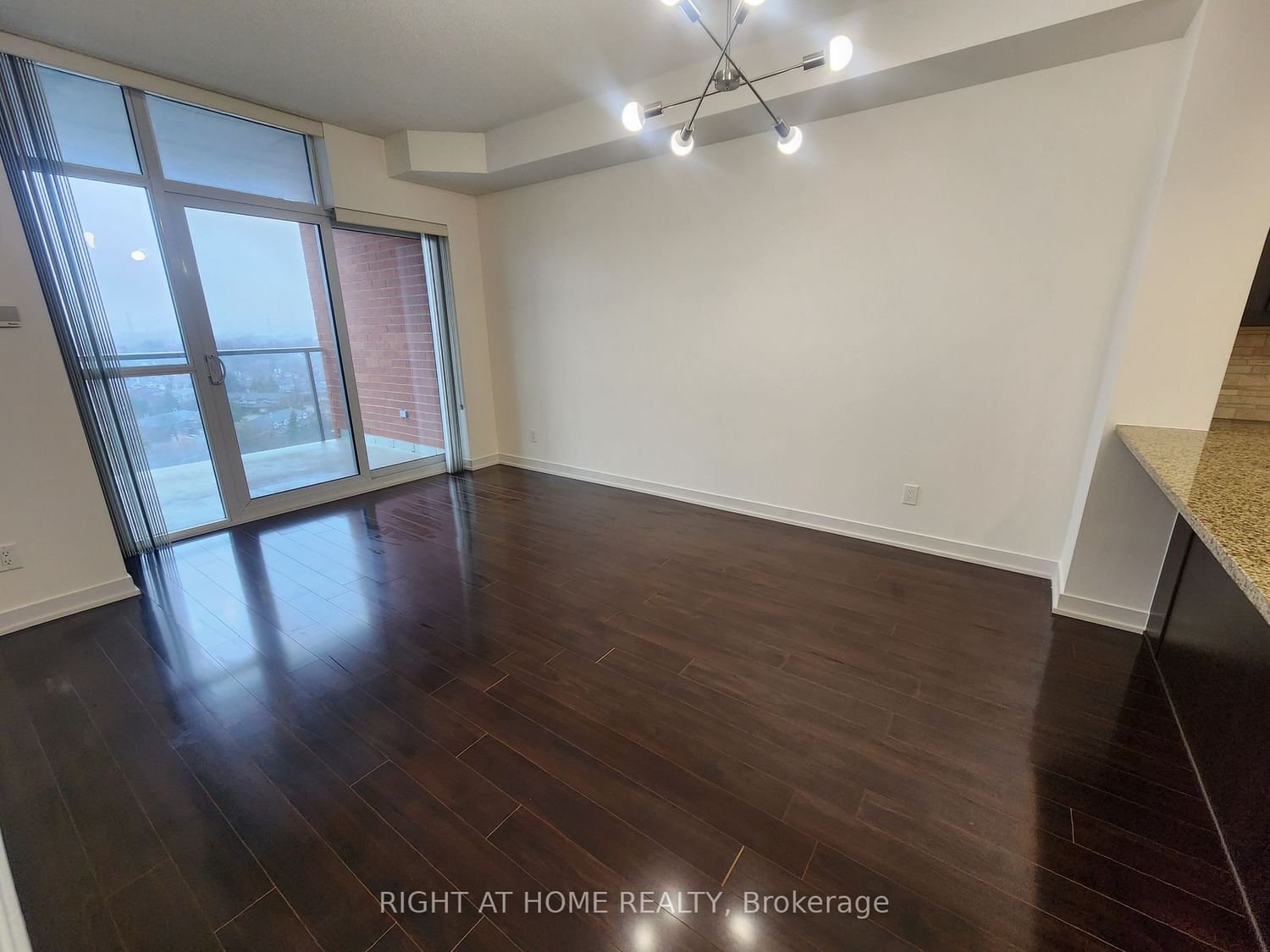 551 Maple Ave, unit 1205 for rent - image #8
