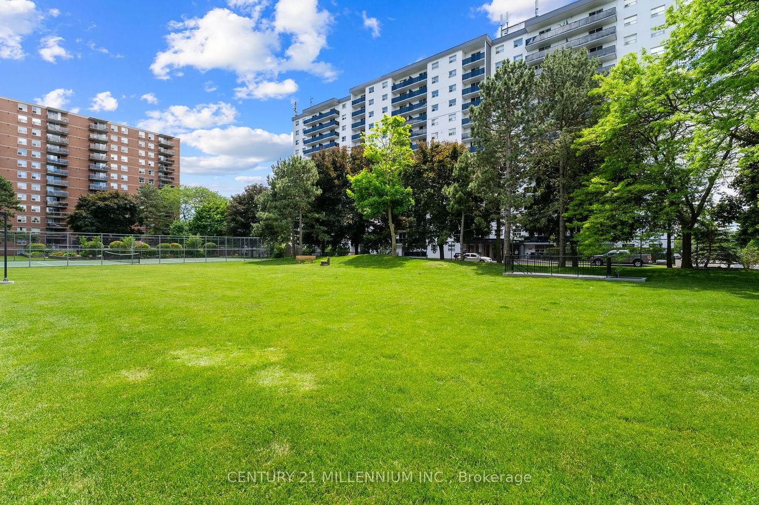 1100 Caven St, unit 907 for sale - image #36