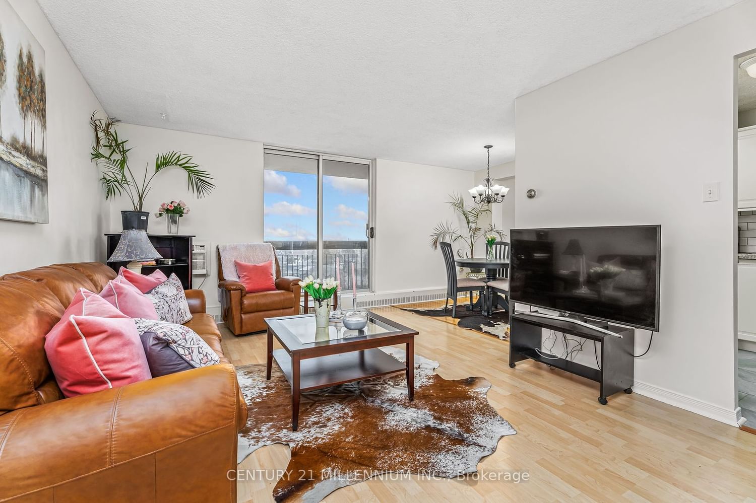 1100 Caven St, unit 907 for sale - image #5