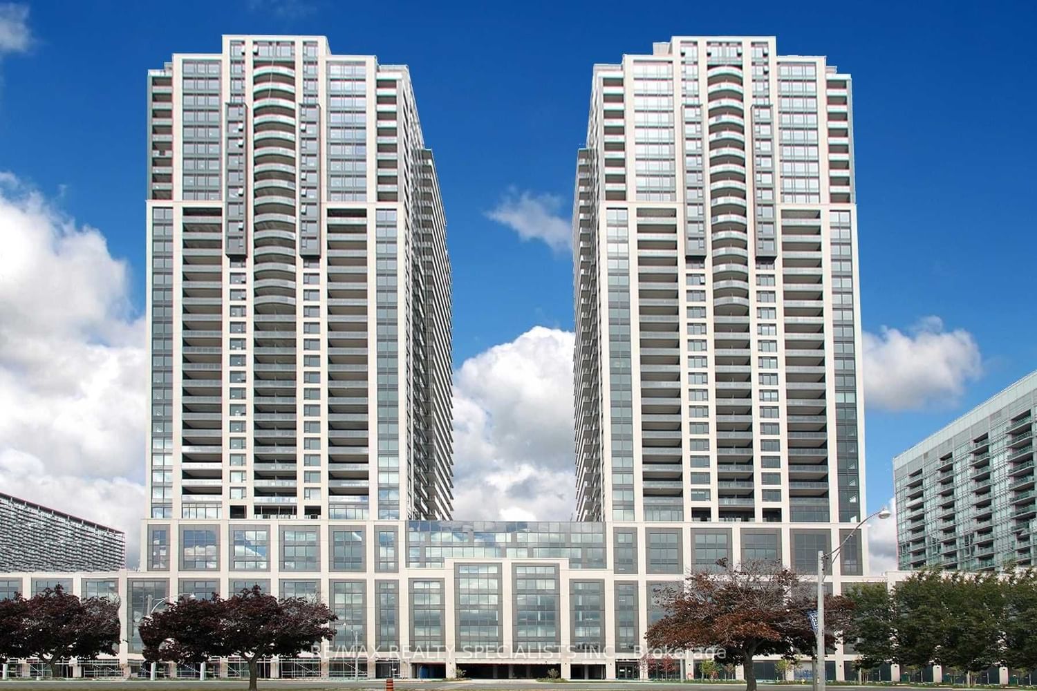 1926 LAKE SHORE Blvd W, unit PH03 for sale