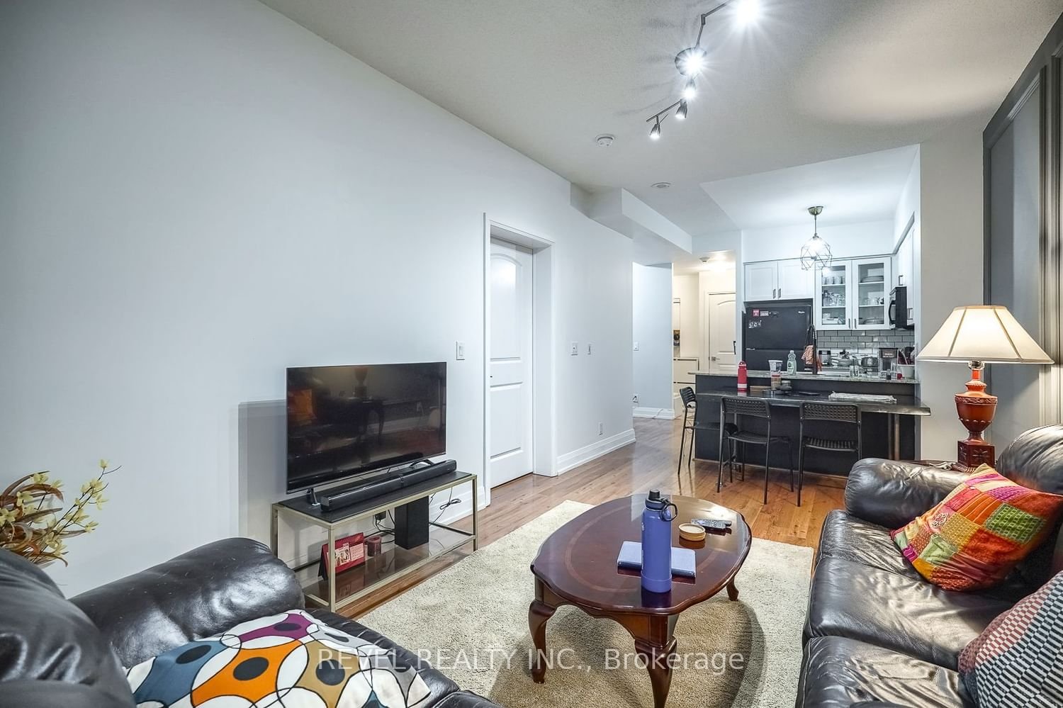 1060 Sheppard Ave W, unit 101 for rent - image #11