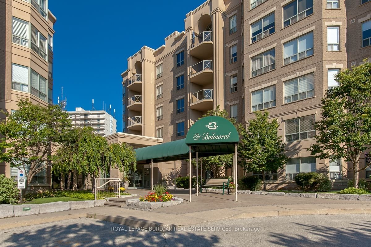 2075 Amherst Heights Dr, unit 219 for sale - image #1