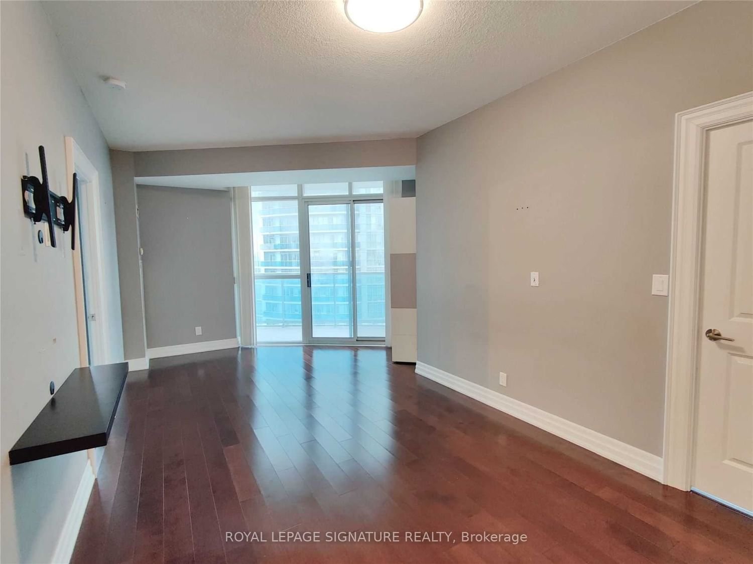 80 Absolute Ave, unit 1606 for rent - image #3