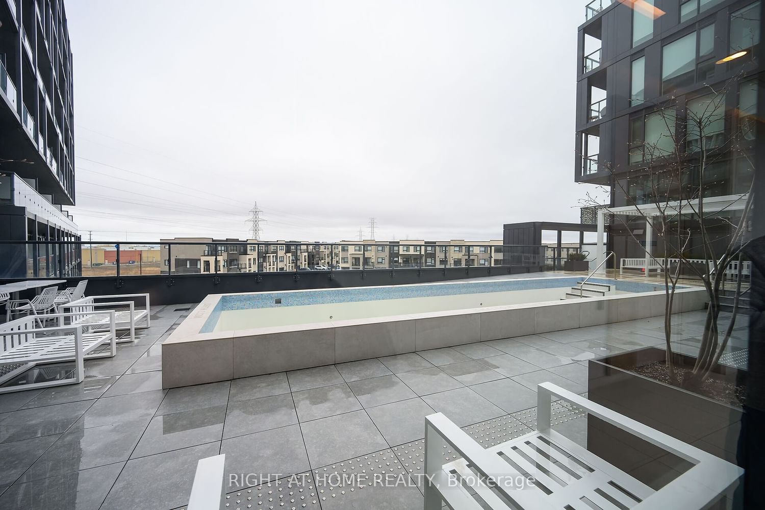 3210 Dakota Common, unit A907 for sale - image #37