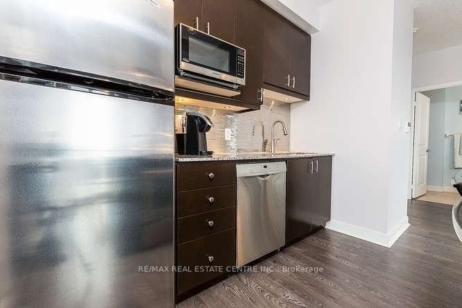 50 Absolute Ave, unit 4006 for rent - image #6