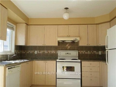 4950 Albina Way, unit #118 for rent - image #2