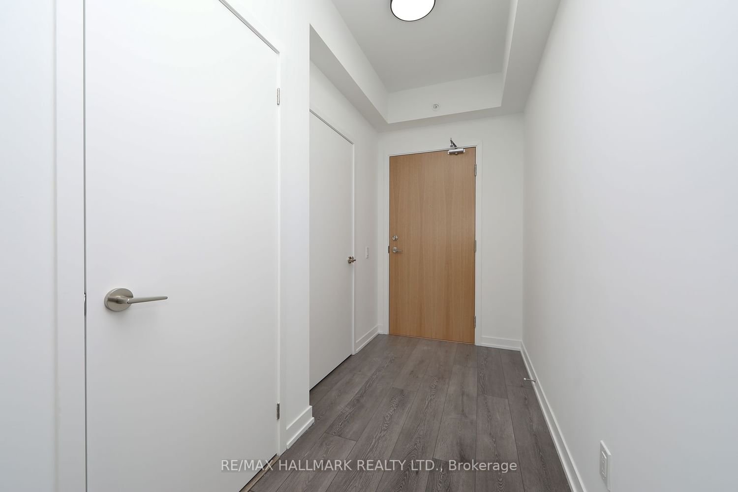 1787 St Clair Ave W, unit 501 for rent - image #14