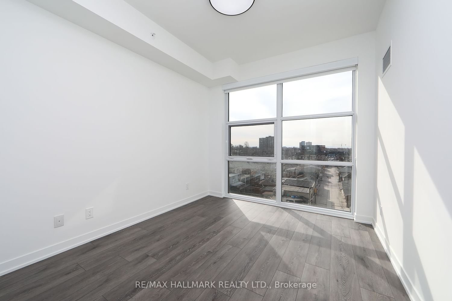 1787 St Clair Ave W, unit 501 for rent - image #18