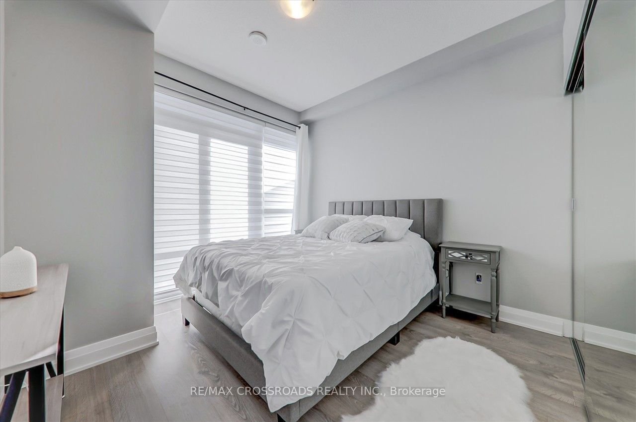 55 Speers Rd, unit 1311 for rent - image #16