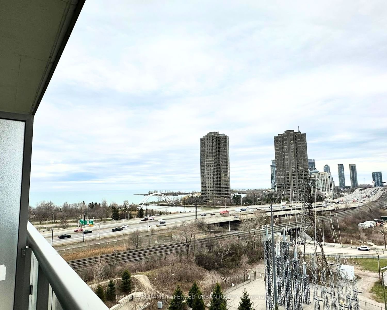 105 The Queensway Ave, unit 908 for rent - image #7