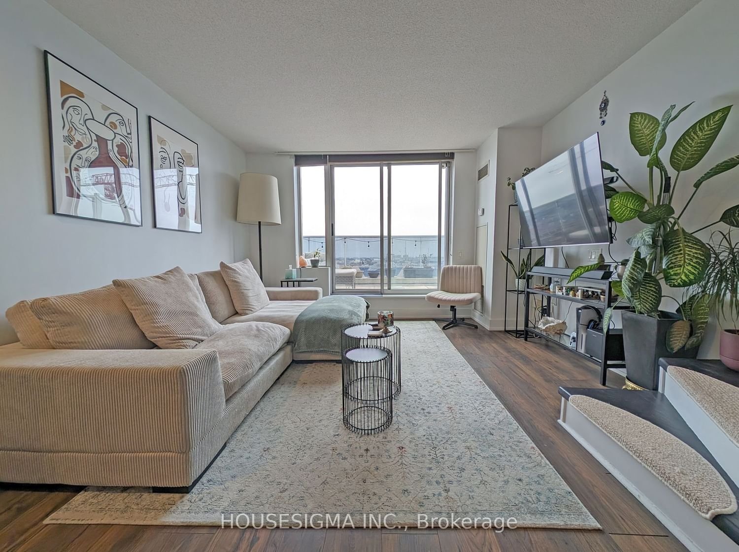 1040 The Queensway, unit 917 for rent - image #5