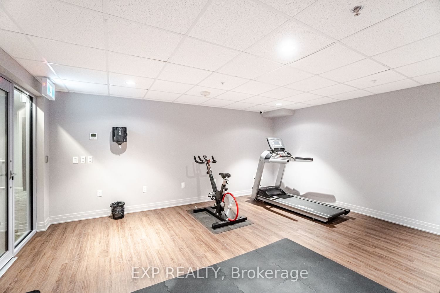 408 Browns Line, unit 401 for sale - image #29