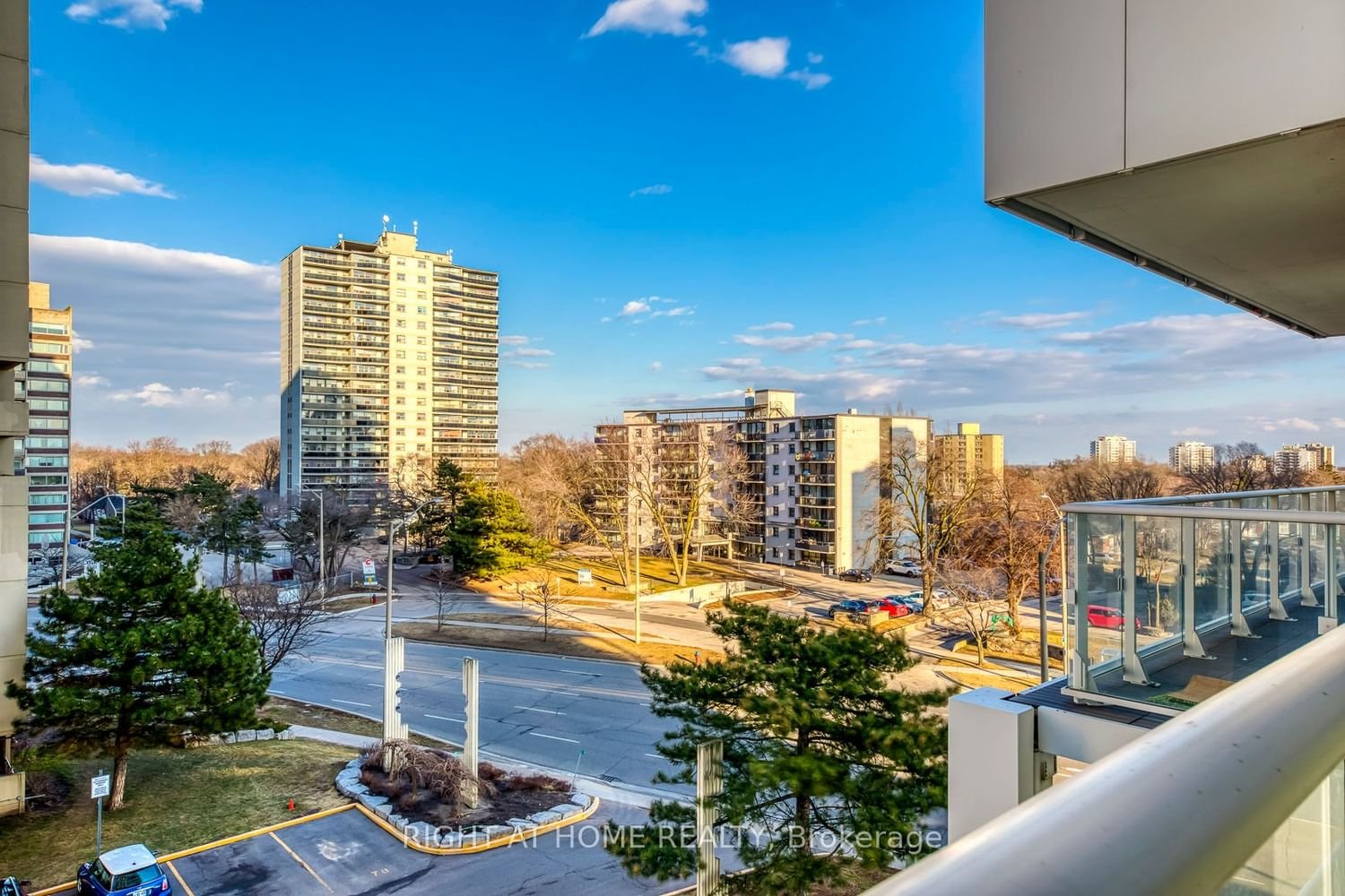 55 Speers Rd, unit 404 for sale - image #25